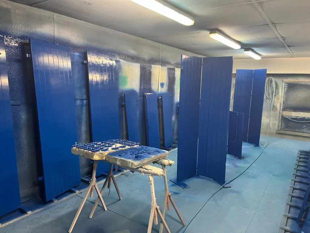 Réalisation d'une peinture extérieure à L'ile d'Yeu par Riou Freres